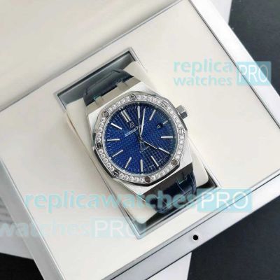 Replica Audemars Piguet Royal Oak Blue Strap Diamond Bezel 41mm Watch